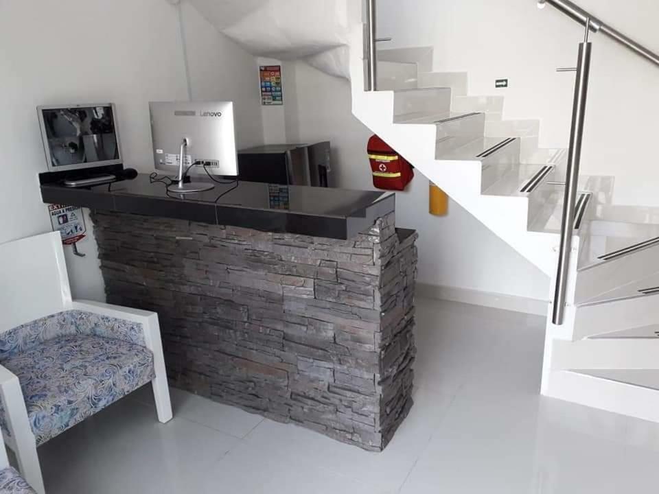 Hotel Limaco نيفا المظهر الخارجي الصورة
